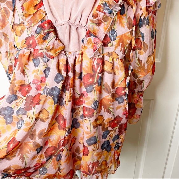 Few Moda Ruffle Cold Shoulder Floral Romper (S) - Picture 8 of 11